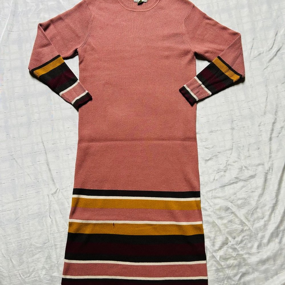 Anthoropologie dark pink ribbed kintt dress size M